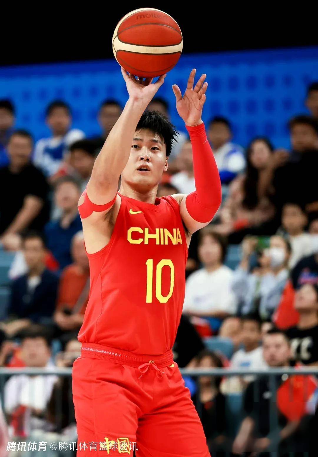 开云下载-中国篮球选手在世界联赛中拔得头筹