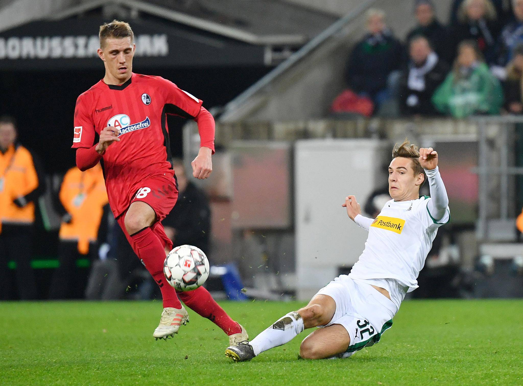 弗赖堡客场不敌卡尔斯鲁厄，遭遇连败！