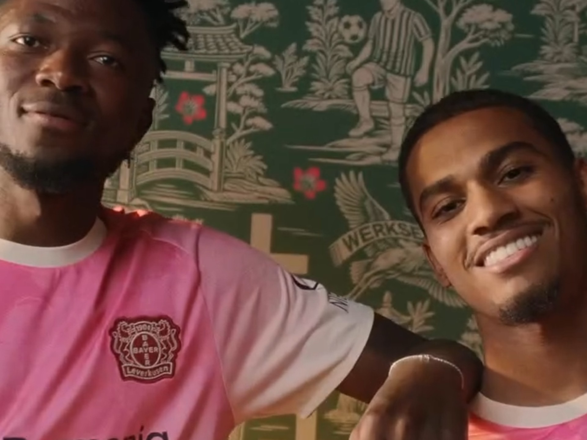 帕德博恩客场逼平勒沃库森，保持不败纪录