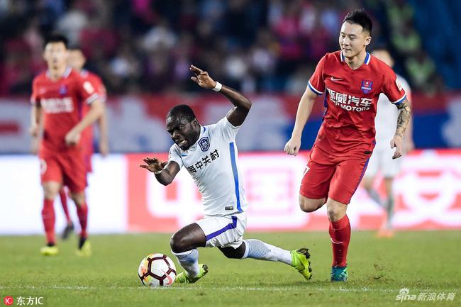 深圳主场憾负泰达，陷入降级区