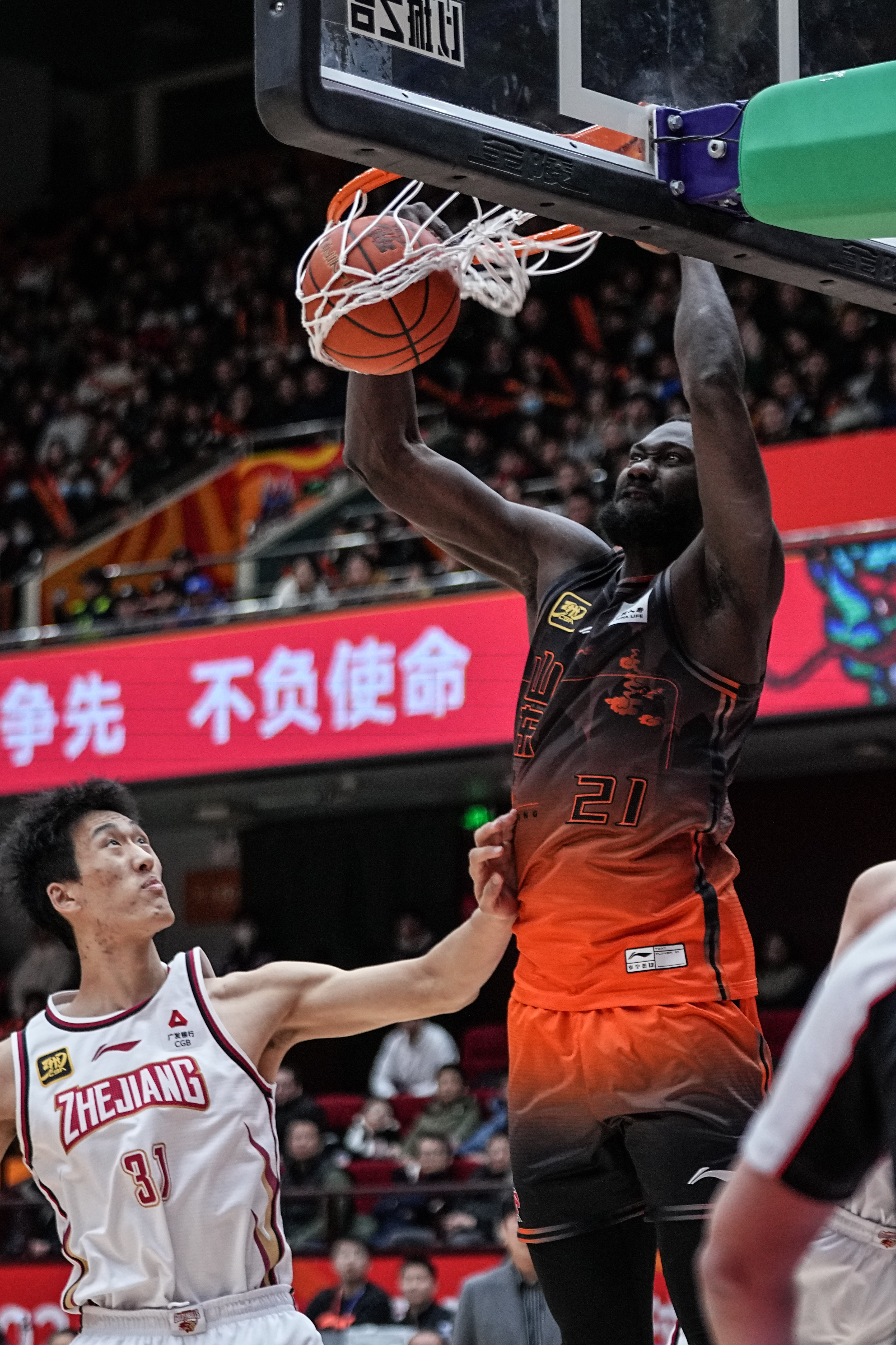 热血激情，拼尽全力，中国队无悔出击的简单介绍