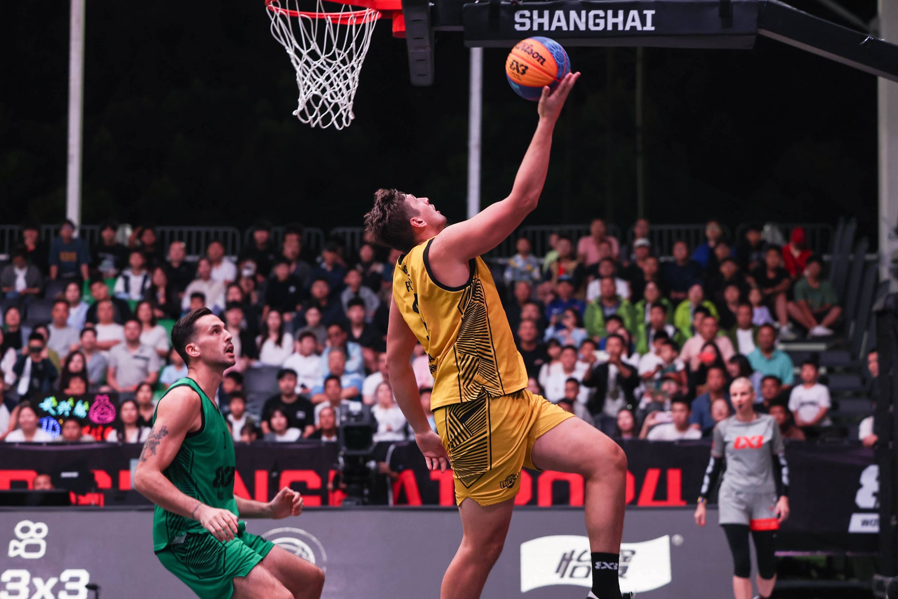 篮球赛事持续火爆，球队士气高昂