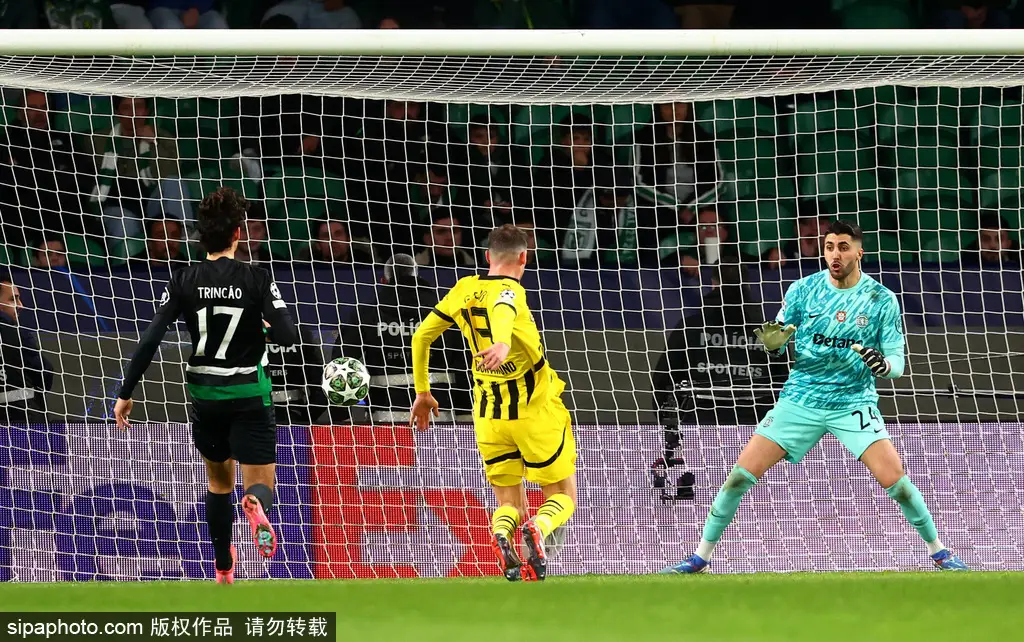 欧预赛现场实时报道，豪门擦肩而过