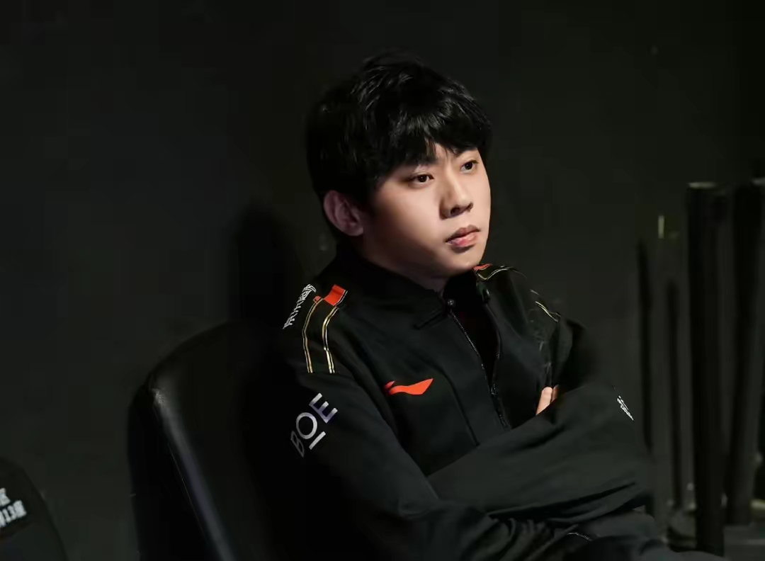 FPX力克GEN，Keria拿下关键大龙宿命之战成都决赛之夜，强势挺进下一轮