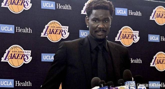 开云平台-新秀球员崭露头角，成为球队新的核心